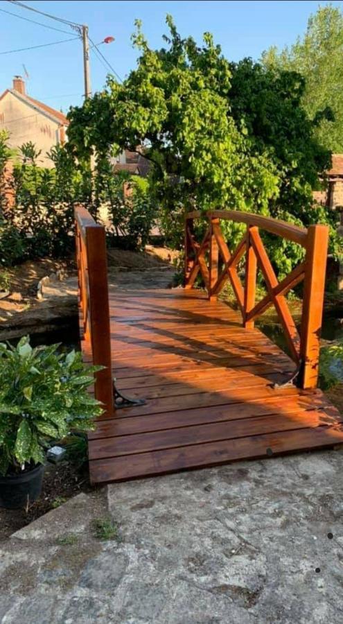 Le Moulin De Cutesson O Dela Du M Panzió Villenauxe Kültér fotó